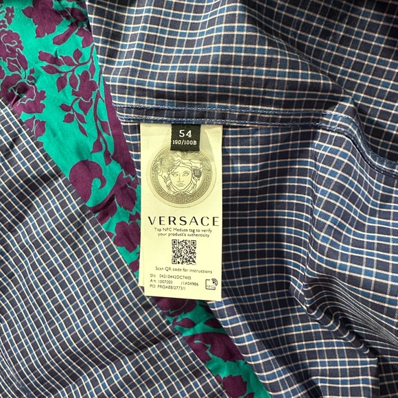 ❗️SOLD❗️Versace - Picture 4 of 4